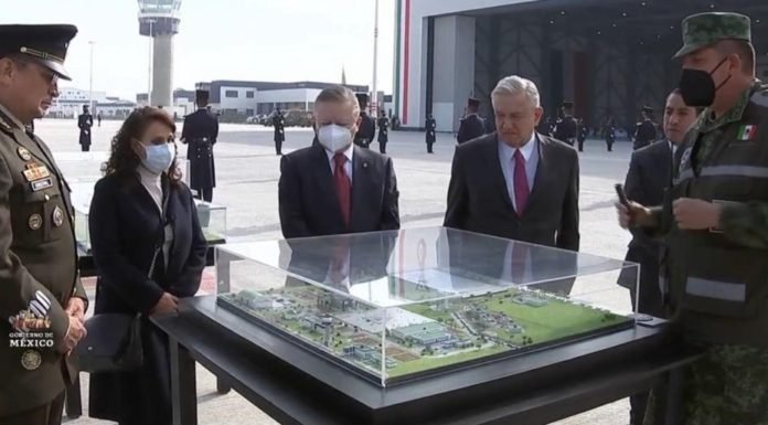 EN UN PAÍS COMO EL NUESTRO