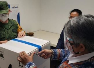 LENTAS, PERO LLEGAN LAS VACUNAS