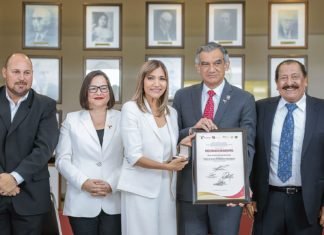 Se engalana Galería de Honor del Magisterio Tamaulipeco con entronización de maestras