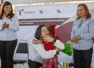 Secretaria de Educación de Tamaulipas recorre escuelas para promover valores cívicos y fortalecimiento comunitario