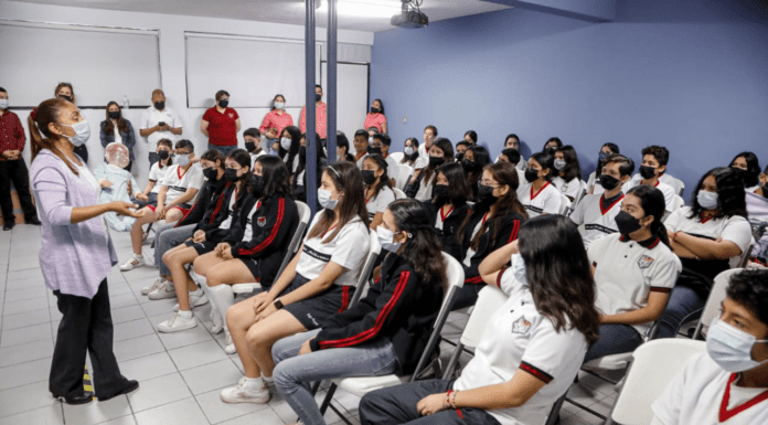 Imparte DIF Tamaulipas pláticas de prevención de adicciones y embarazo a más de 6 mil jóvenes.