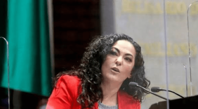 ¿EL SENADO O LA ALCALDÍA?