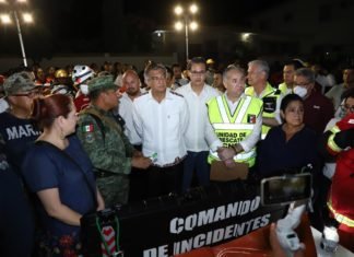 Coordina Américo rescate de víctimas en iglesia de Madero