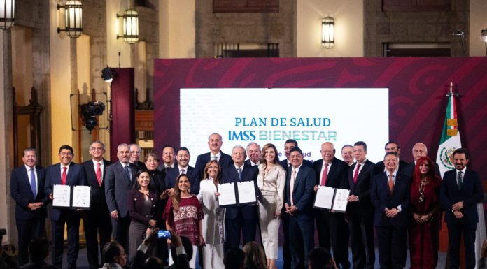 En inversión de salud, no hay límites, dice Américo ante AMLO y gobernadores