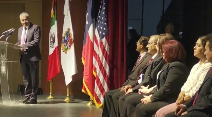 Inaugura secretario de Salud Congreso Binacional