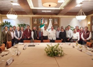 Presenta Américo proyecto del Dique El Moralillo