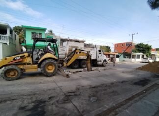 Atiende COMAPA Sur reparación de red de drenaje en la zona norte de Tampico