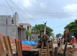 Atiende COMAPA SUR hundimientos provocados por el colapso de líneas