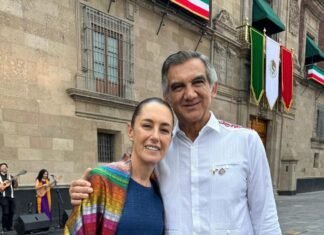 Asiste Américo Villarreal al sexto informe de gobierno del presidente López Obrador