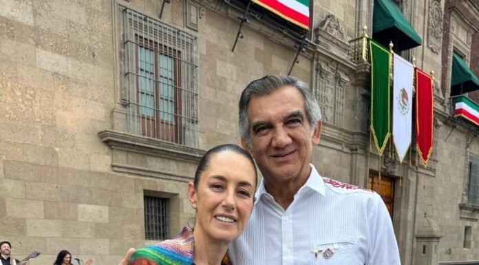 Asiste Américo Villarreal al sexto informe de gobierno del presidente López Obrador