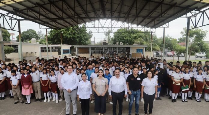 Jóvenes tampiqueños contarán con las condiciones para estudiar y prepararse: Mónica Villarreal Anaya