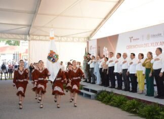 Cumple Américo al Tec Victoria; construye gimnasio
