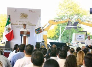 Coloca Américo Villarreal primera piedra de la Ciudad Judicial en Victoria