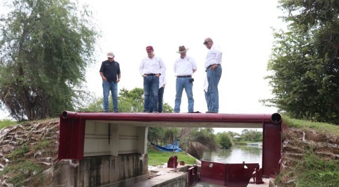 Directivos de COMAPA Sur supervisan diques del sistema lagunario