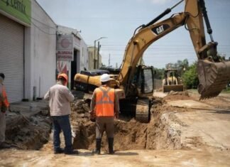 Notable avance de obra de colector de COMAPA SUR en Avenida Divisoria