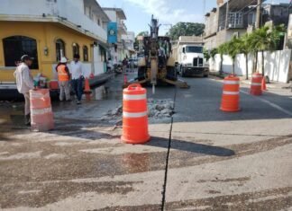 Atiende COMAPA SUR reparación de red de drenaje en importante sector