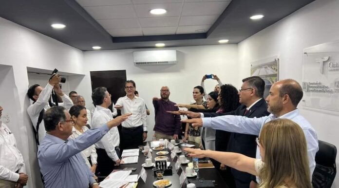 Toma protesta el nuevo Consejo de Administración de COMAPA SUR