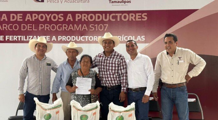 Productores citrícolas del municipio de Llera reciben 85 toneladas de fertilizante