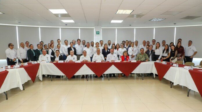 Toman protesta a nuevos integrantes del Comando Interinstitucional Estatal del Sector Salud