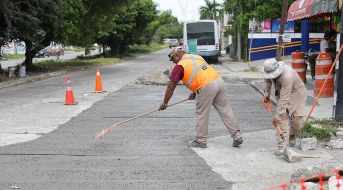 Intensifica COMAPA Sur trabajos de reposición de pavimentos