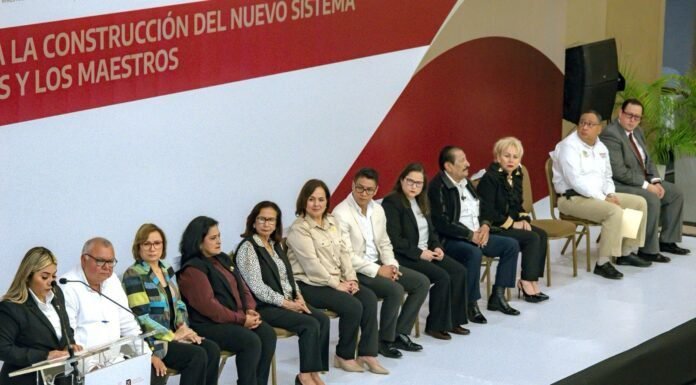 Refuerzan gobiernos federal y estatal compromiso con las y los maestros tamaulipecos