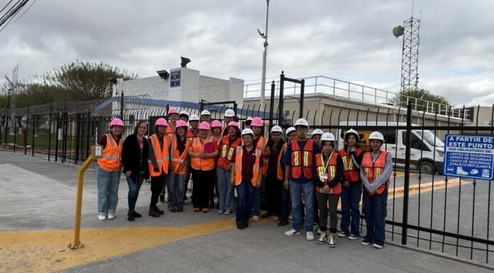 Fortalece UTTN formación profesional con vinculación empresarial