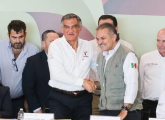 Gobernador Américo Villarreal y director general del Infonavit Octavio Romero se reúnen con desarrolladores de viviendas; agilizarán programa de casas para Tamaulipas