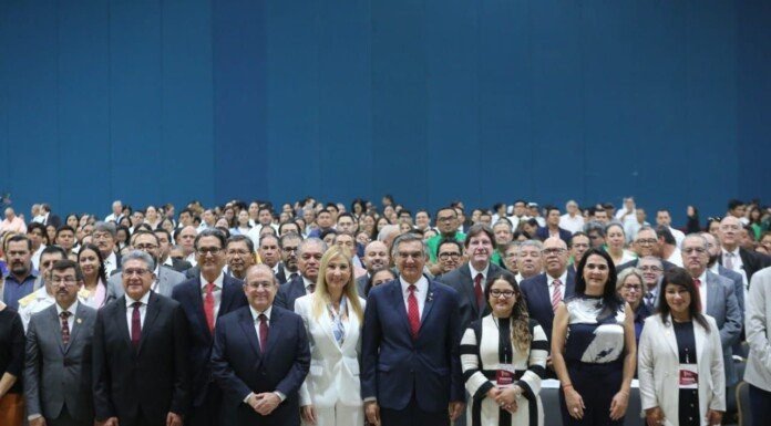 Inaugura Américo Congreso Internacional “Hacia un Sistema de Salud Integral y Humanista en Tamaulipas”