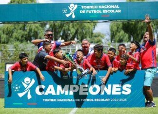 Logra escuela victorense campeonato nacional de fútbol