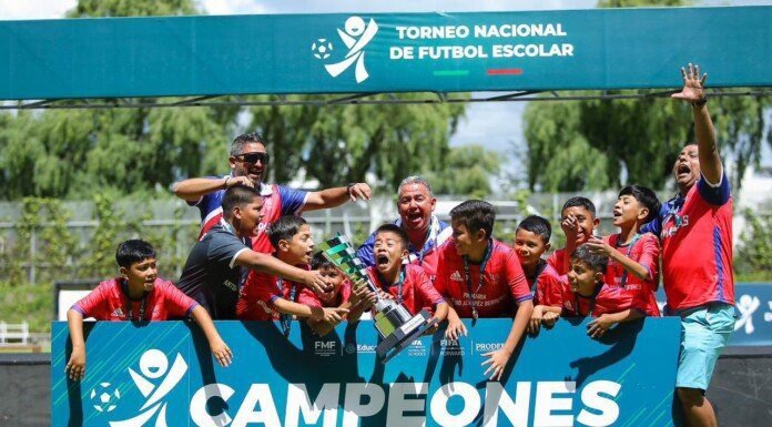 Logra escuela victorense campeonato nacional de fútbol
