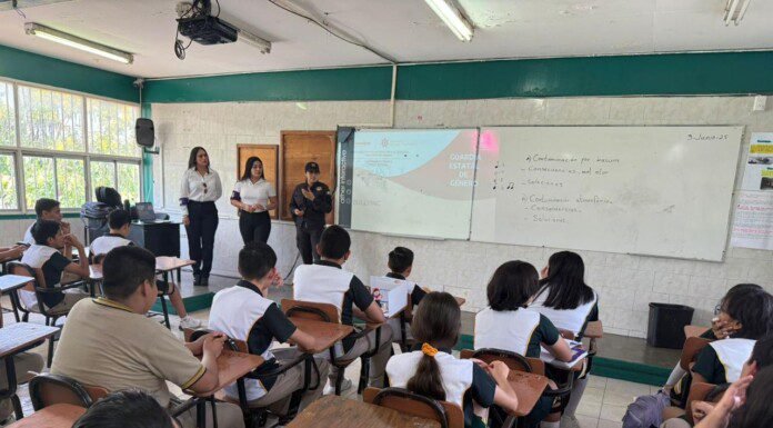Previenen acoso escolar y cibernético en estudiantes de secundaria