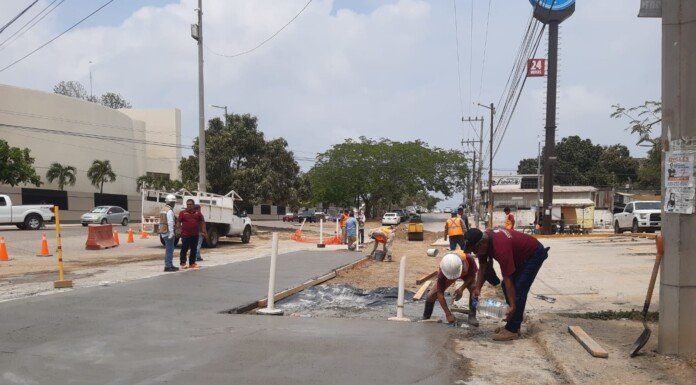 COMAPA SUR reafirma su compromiso con la comunidad con trabajos acelerados de reposición de pavimento