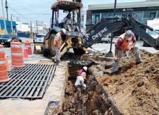 Refuerza COMAPA Sur la rehabilitación de la red sanitaria para mejorar el bienestar ciudadano