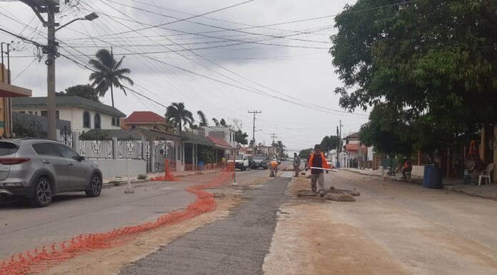 Avanza COMAPA SUR en su programa de reposición de pavimentos