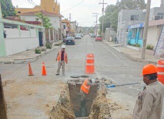 Atiende COMAPA SUR red de drenaje en zona habitacional de Ciudad Madero