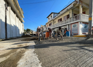 Acciones inmediatas de COMAPA SUR garantizan mejor servicio de drenaje en importante sector de Tampico