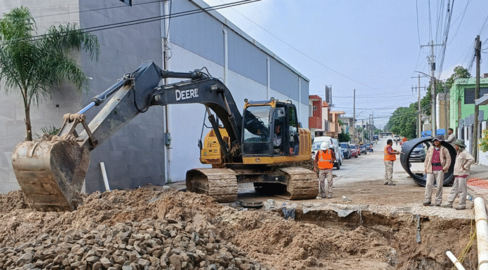 Rehabilita COMAPA SUR colector sanitario en la colonia Enrique Cárdenas de Tampico
