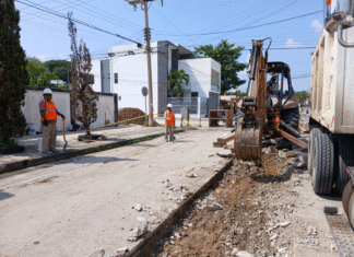 Atienden afectación en colector sanitario de la colonia Unidad Nacional