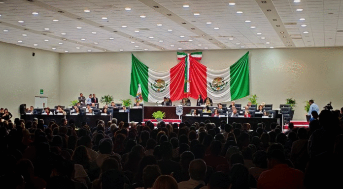 Cuando las porras sustituyen a la política