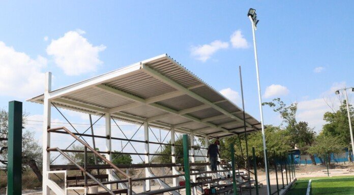 Construye Gobierno del Estado espacio público multideportivo en Estación Manuel