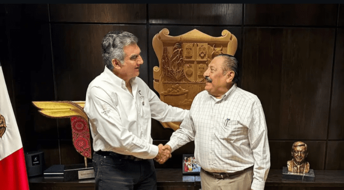 LA SOMBRA DE ARNULFO EN LA RENOVACIÓN DEL SNTE