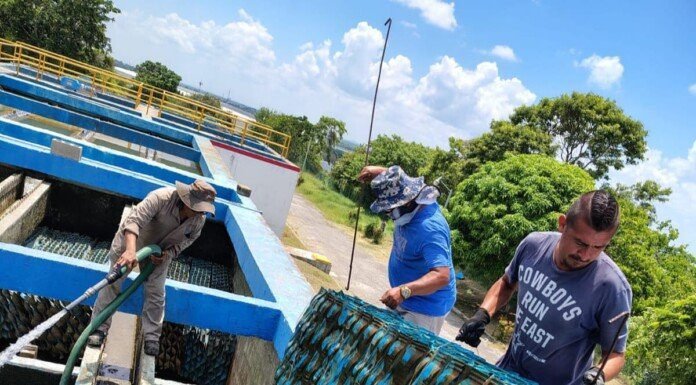 COMAPA Sur realiza mantenimiento preventivo en sedimentadores de la Planta Potabilizadora Laguna de la Puerta