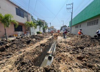 Avanza reposición de línea general de drenaje en la colonia Las Américas de Ciudad Madero