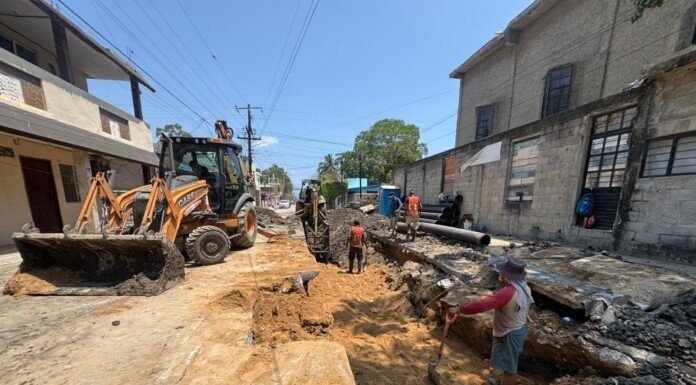 De manera acelerada avanza rehabilitación de red sanitaria en El Golfo
