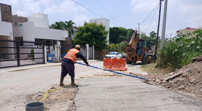 Programa “VAcheando” fortalece la rehabilitación de vialidades en distintos sectores de Tampico