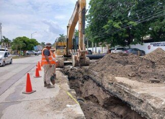 COMAPA SUR fortalece la infraestructura sanitaria con rehabilitación de colector en la colonia La Paz