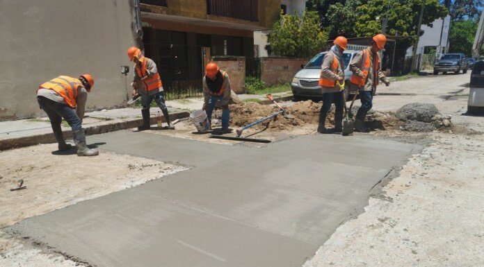Más vialidades rehabilitadas mediante el programa “VAcheando”
