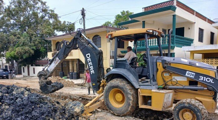 Rehabilita COMAPA SUR línea general de drenaje en la colonia Primero de Mayo