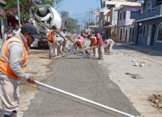 Mantiene COMAPA Sur avance sostenido en reposición de pavimentos