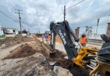 COMAPA SUR rehabilita línea general de drenaje en zona de alta afluencia vehicular y comercial